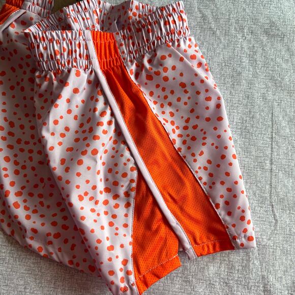 Big Kids' (Girls) Nike Training Shorts Size Small - Picture 5 of 6